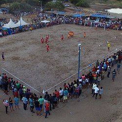 Multidão prestigia Festival de Futebol de Areia no interior de Massapê do Piauí